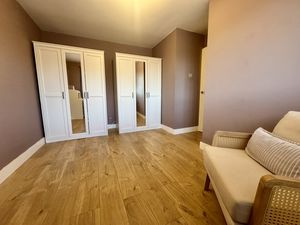 Photo 6- click for photo gallery